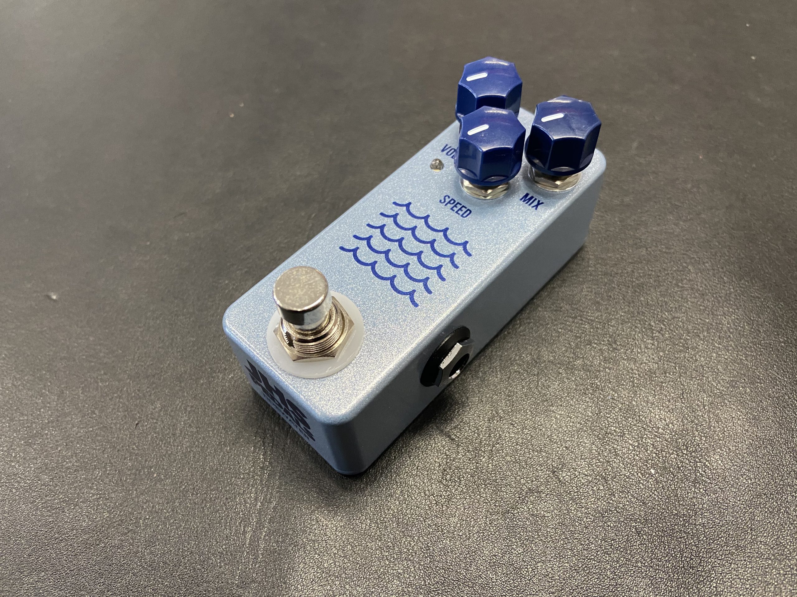 JHS Tidewater Tremolo Mini Pedal New! | Murphy's Music | Instruments ...