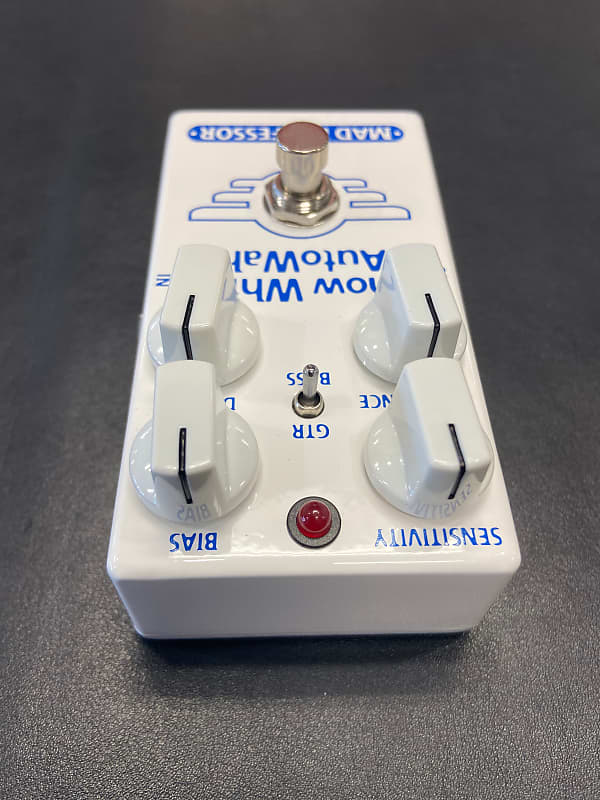 Mad Professor Snow White Auto Wah with Guitar/Bass Switch. New