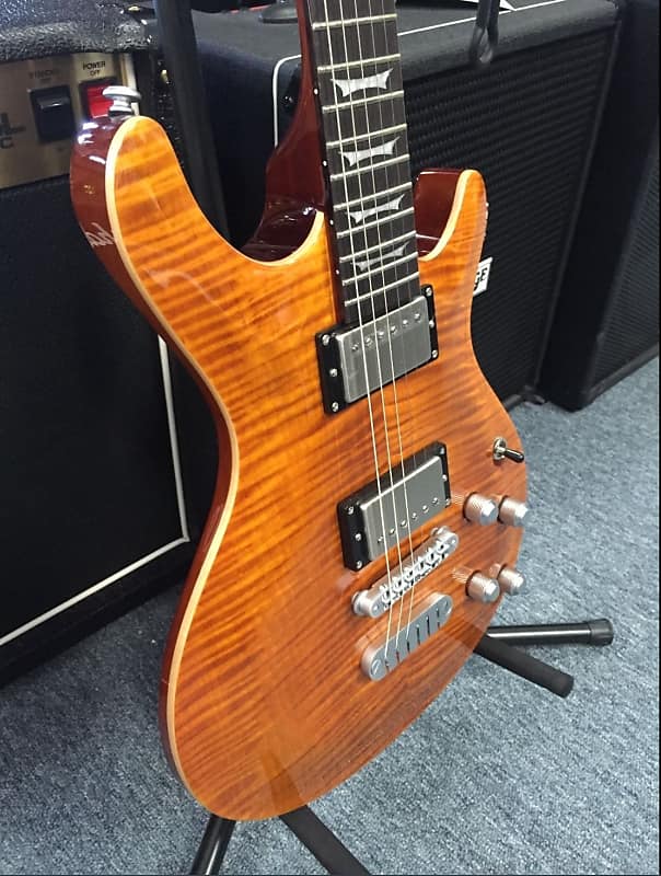 Dean Icon Flame Top Electric Guitar Trans Amber Finish New!
