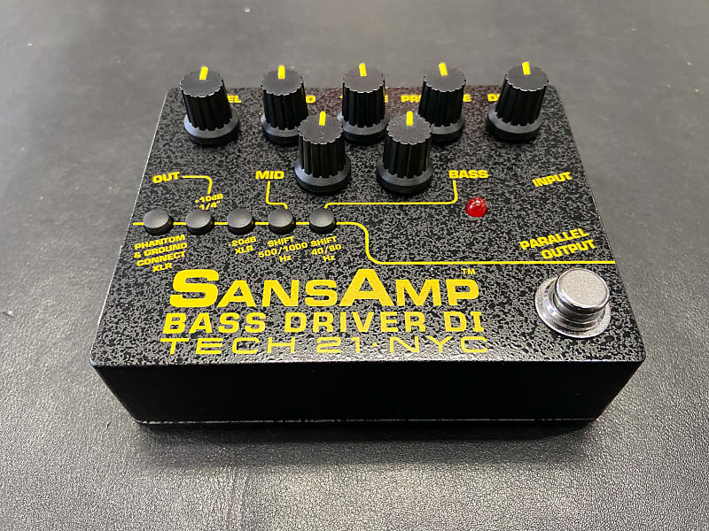 Tech 21 SansAmp Bass Driver D.I. V2 Preamp Pedal | Murphy's Music