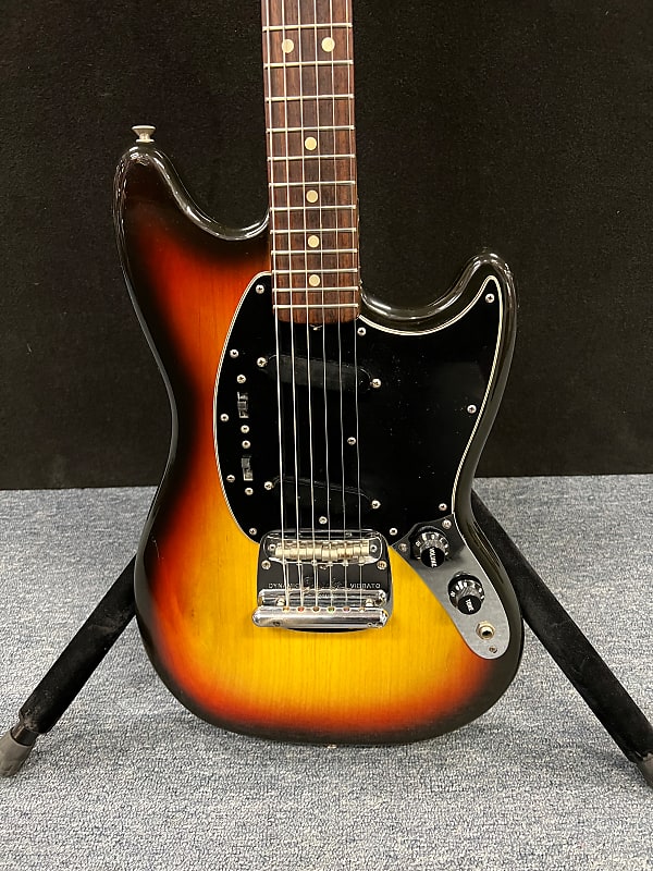 Mustang Guitar Vintage 1976 Sunburst w/OHSC Murphy's Music | Instruments Lessons | Melville