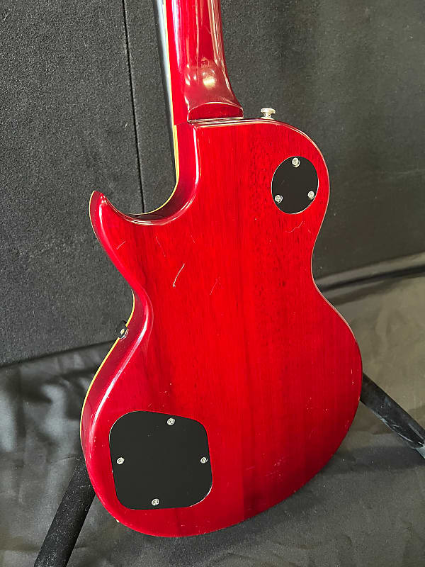 Austin LP style single cut set neck guitar 2000's - Red w/gold hardware, Murphy's Music, Instruments, Lessons