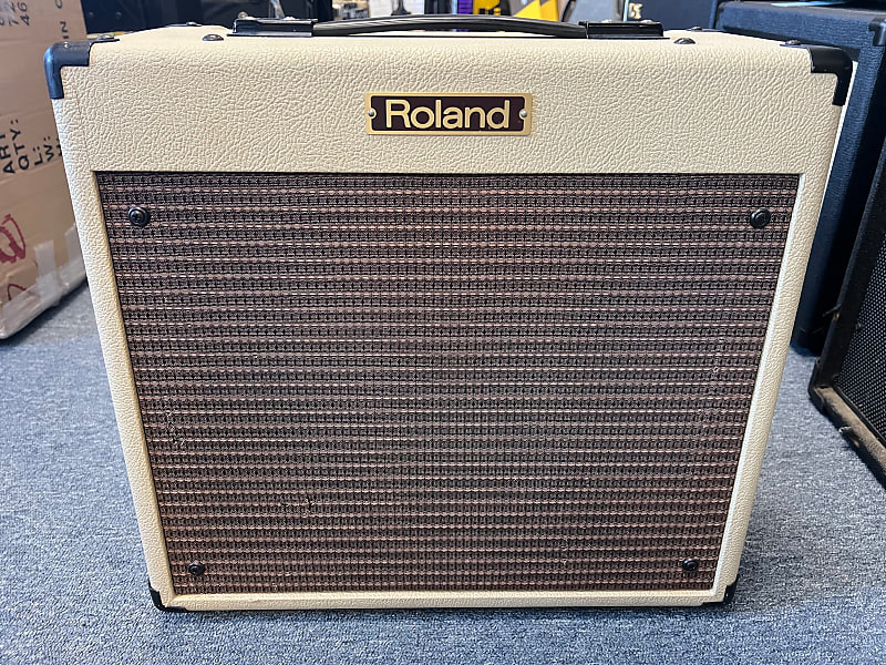 Roland BC-30 Blues Cube 2-Channel 30-Watt 1x12