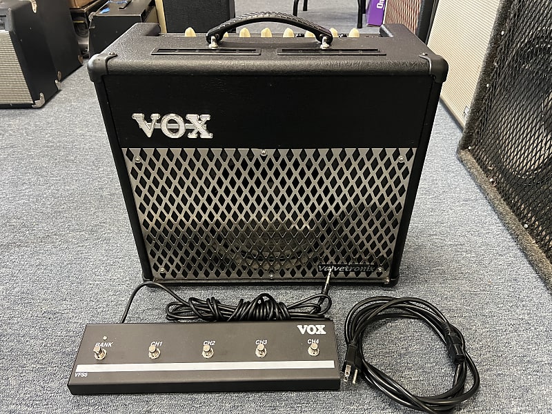 VOX VT120+ ギターアンプ（おまけとして、フットスイッチつけます 