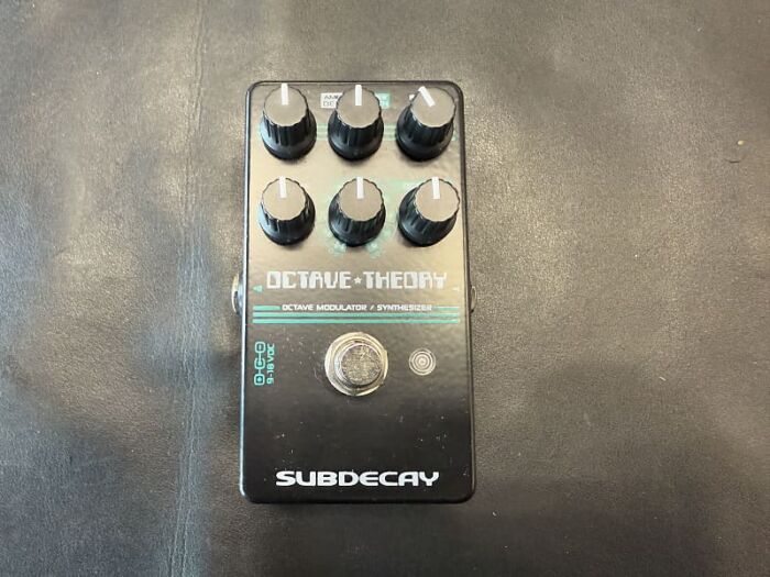 Subdecay Octave Theory Pedal - Octave synth -black - Pre owned