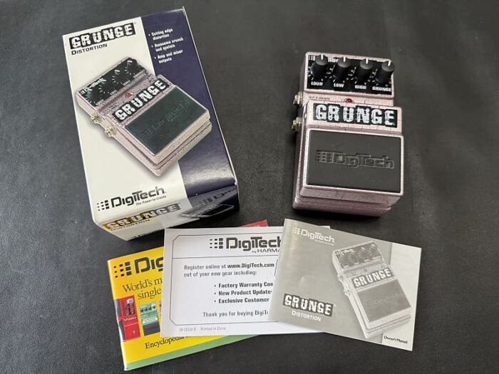 DigiTech Grunge Distortion Pedal 2010s - Purple- W/box + manual