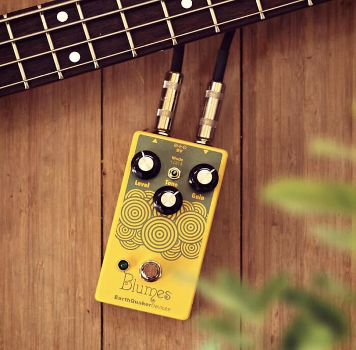 EarthQuaker Devices Blumes Low Signal Shredder Bass Overdrive Pedal 2024 Yellow / Green. New!