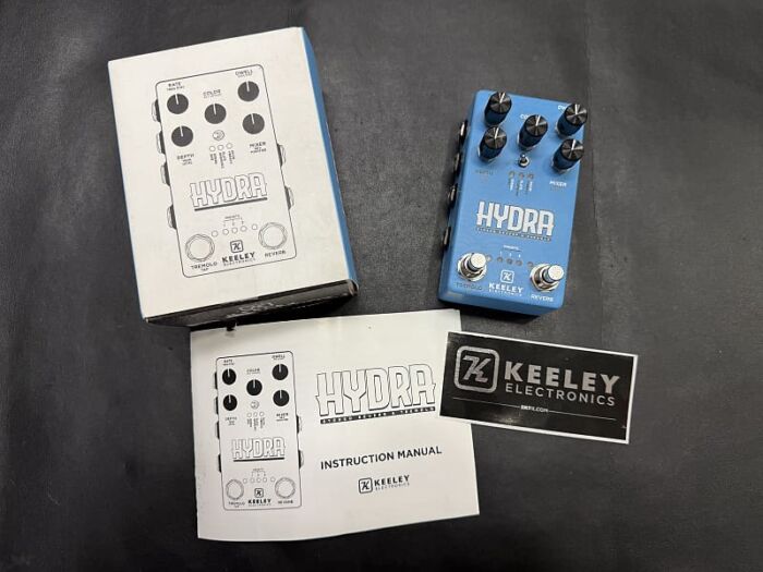 Keeley Hydra Stereo Reverb & Tremolo Pedal - w/box + manual