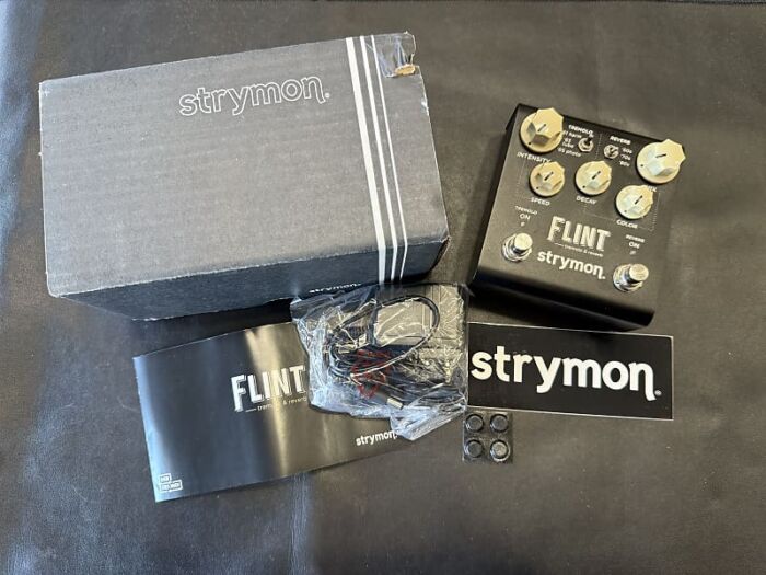 Strymon Flint V2 Reverb and Tremolo Pedal  2022 - Present - Black w/box + power supply